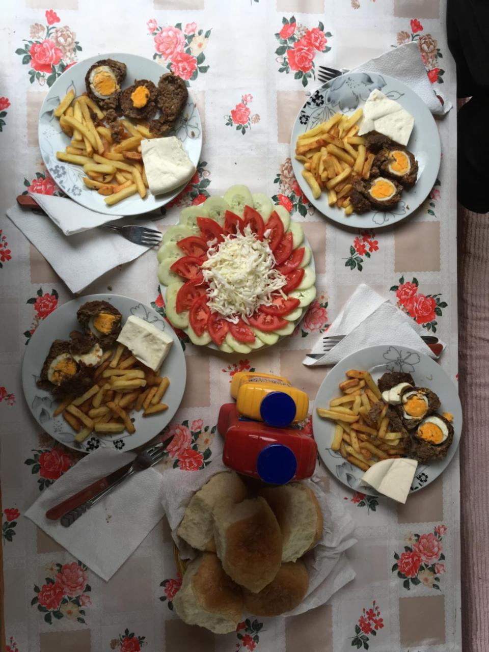 Guest House Ulaj Vuthaj المظهر الخارجي الصورة